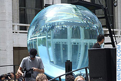Magician David Blaine Drowned Alive in Lincoln Center, Manhattan