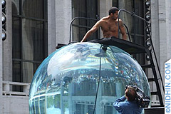 Magician David Blaine Drowned Alive in Lincoln Center, Manhattan